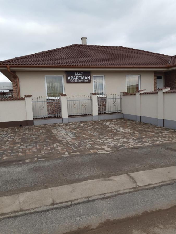 M47 Vendeghaz-Airport Hotel Debrecen Exterior photo